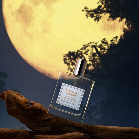 [ahro] Full Moon Blossom Perfume